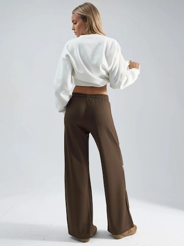 Hiccup - Loosefit Calças em castanho