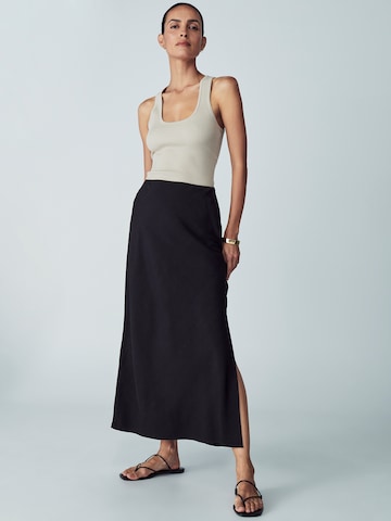 Gonna 'Marra' di Willa in nero: frontale