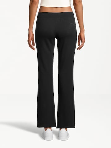 Regular Pantalon AÉROPOSTALE en noir