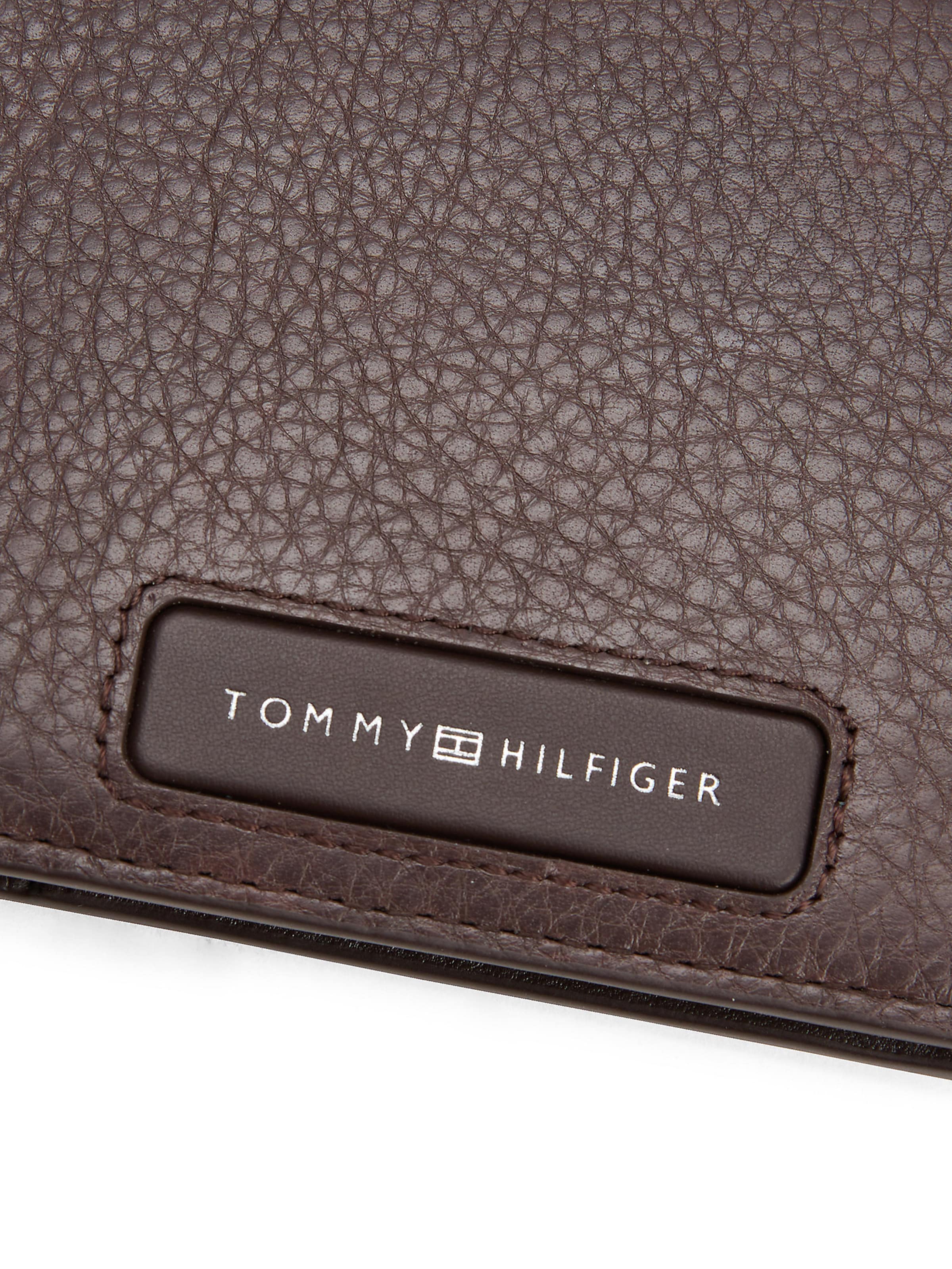 Porte-monnaies 'Bifold' TOMMY HILFIGER en marron