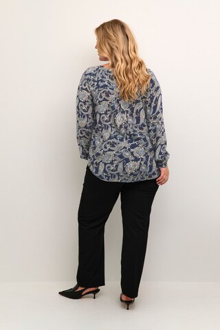 KAFFE CURVE Blouse 'Ami' in Blauw