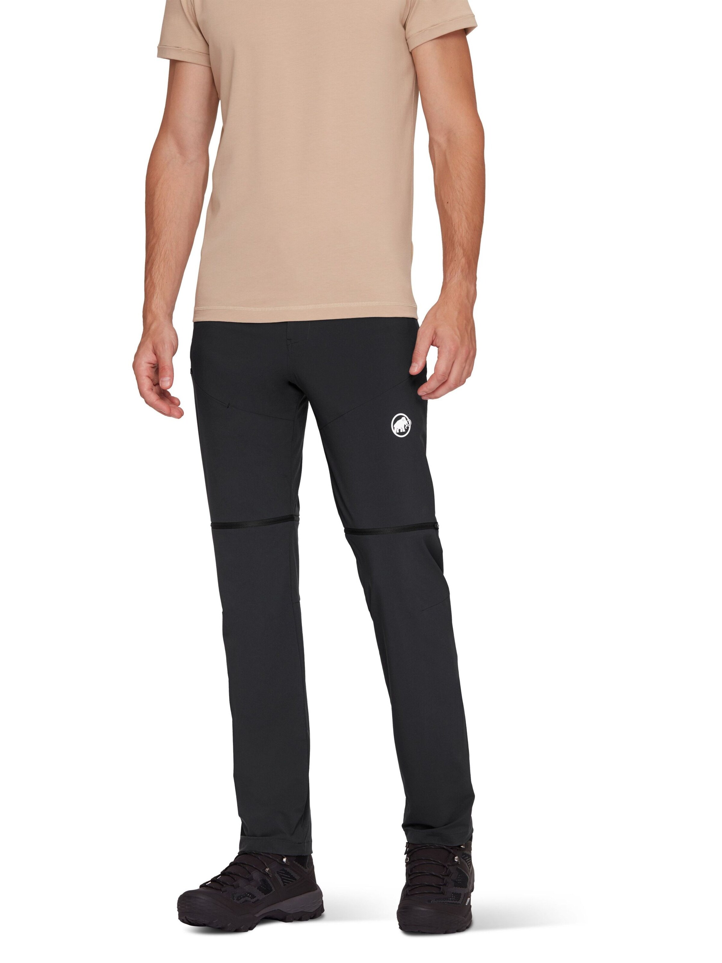 MAMMUT Regular Outdoor Pants in Black: front