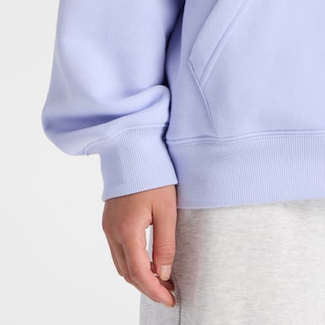 new balance Sweatshirt 'Trackside' in Blauw