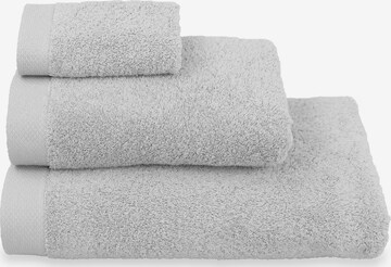 Leonique Towel in Grey: front