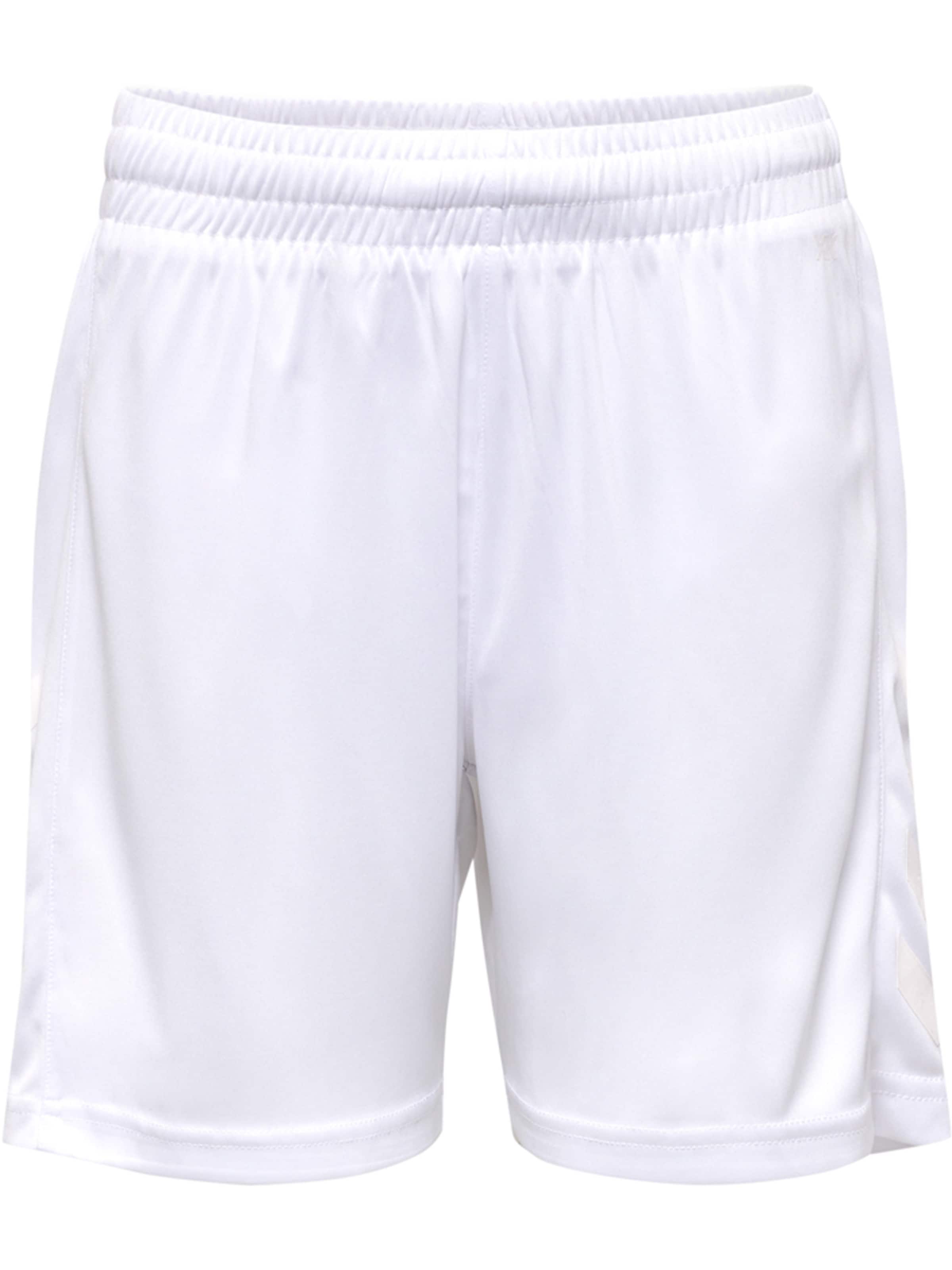Hummel Regular Sportshorts 'Core XK' in Weiß: Vorderseite