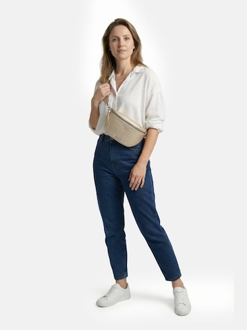 Tamaris Umhängetasche 'Alessia' in Gold