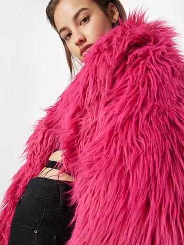 WEEKDAY Winter coat 'Mia' in Pink