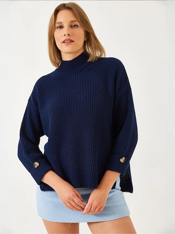 Pullover di Bianco Lucci in blu: frontale
