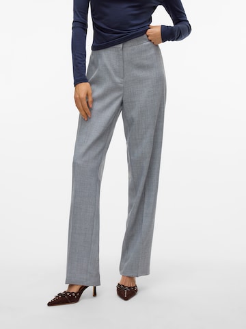 VERO MODA Regular Pantalon 'VMAYAR LYN' in Grijs: voorkant
