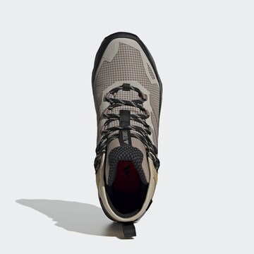 Boots 'Skychaser AX5' ADIDAS TERREX en beige