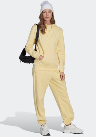 Sweat-shirt 'Adicolor Essentials Fleece' ADIDAS ORIGINALS en jaune