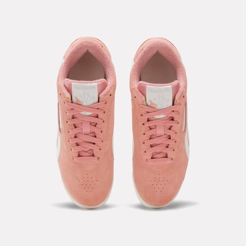 Reebok Sneaker in Orange