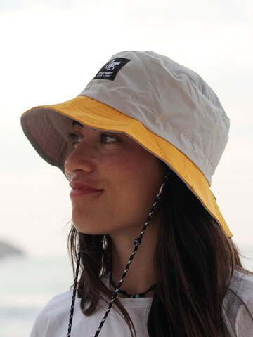 Surf Monkey Sports Hat in Yellow