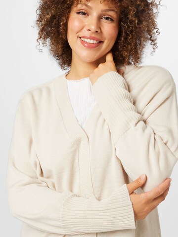 Cardigan Persona by Marina Rinaldi en beige