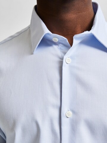 SELECTED HOMME - Regular Fit Camisa clássica 'Ethan' em azul