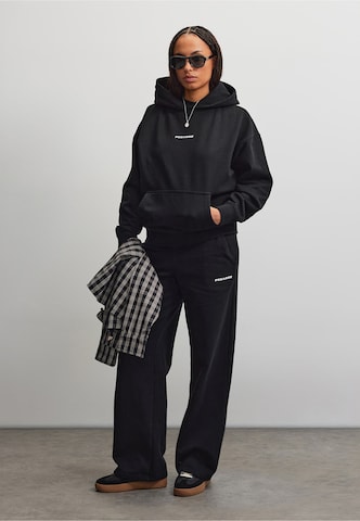 Sweat-shirt 'Clarita' Pegador en noir