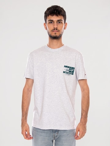 TOMMY HILFIGER Shirt 'TJM REG SIGN FLAG SS TEE EXT ICE GREY HEATHER' in Grey