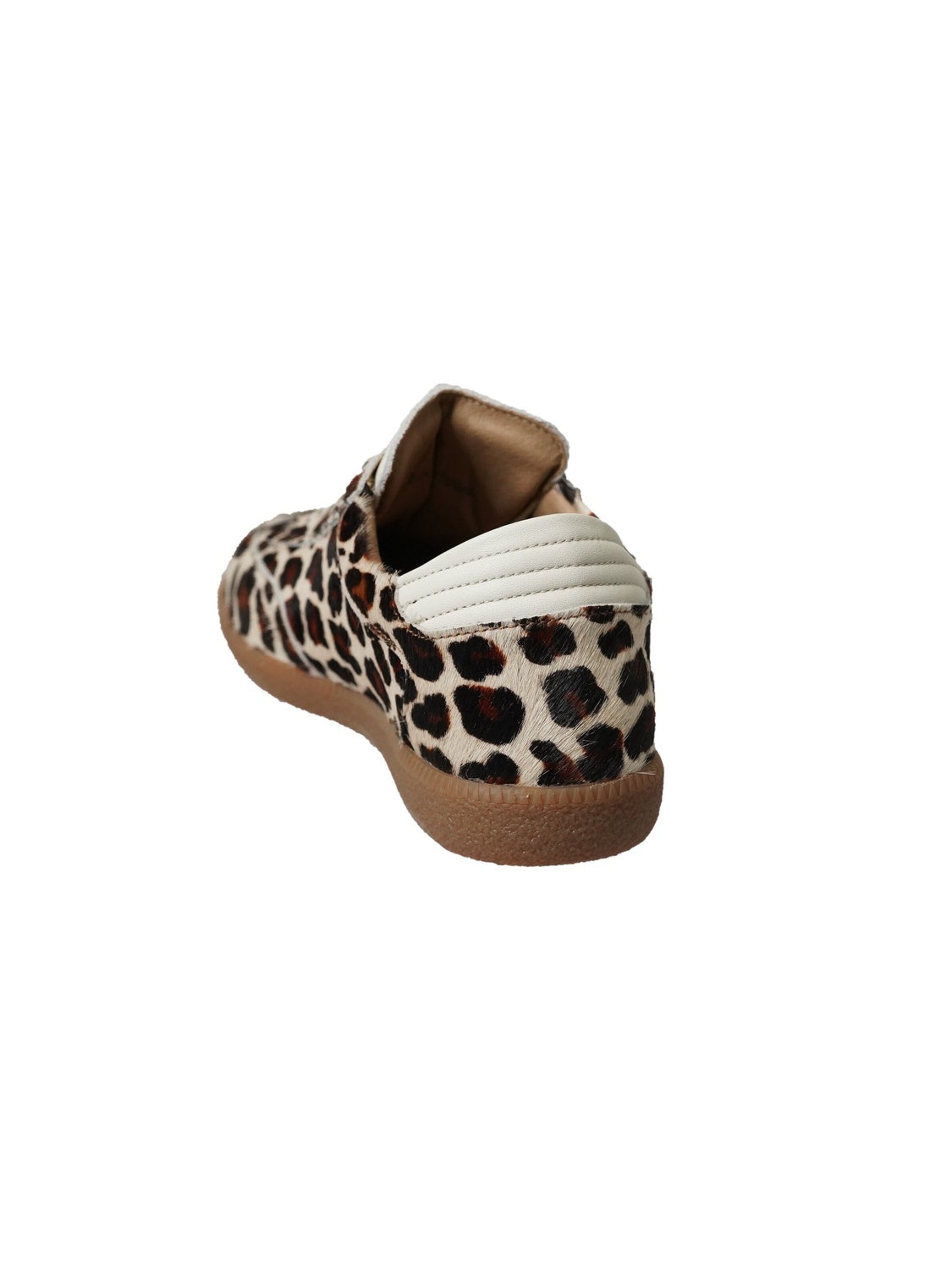 Sneaker bassa 'Savage' di Yoxeone in beige