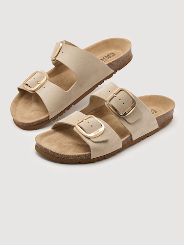 Koala Bay Sandals 'Emerald' in Beige