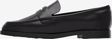 juoda ALDO Loaferai 'ADALADAR': priekis