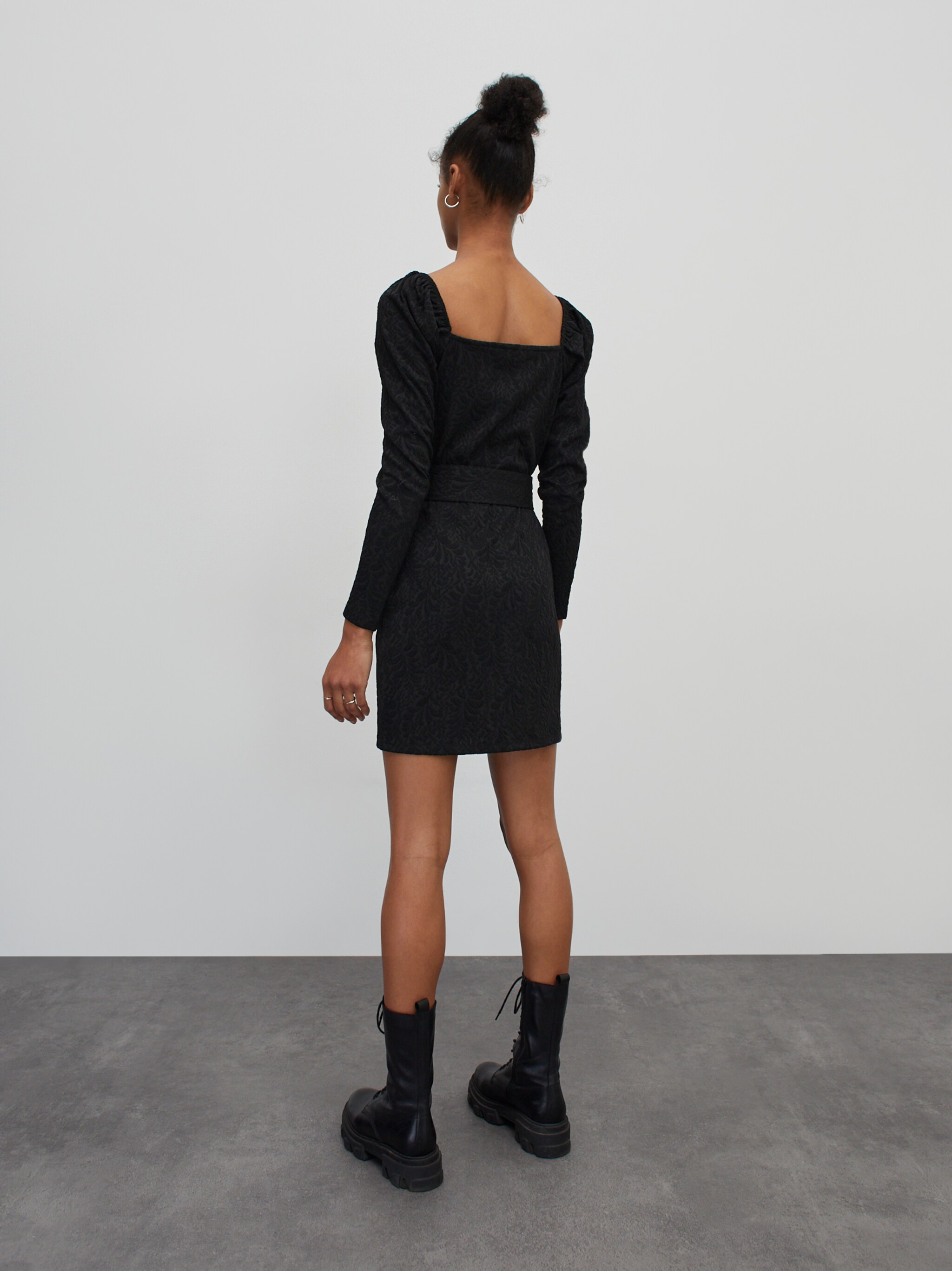 EDITED Producten Jurk 'Kirsten' Zwart