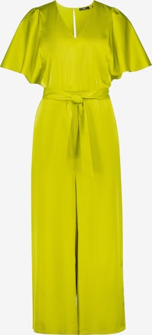 Tuta jumpsuit di zero in verde: frontale