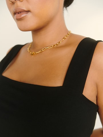 Guido Maria Kretschmer Curvy Top 'Insa' in Schwarz