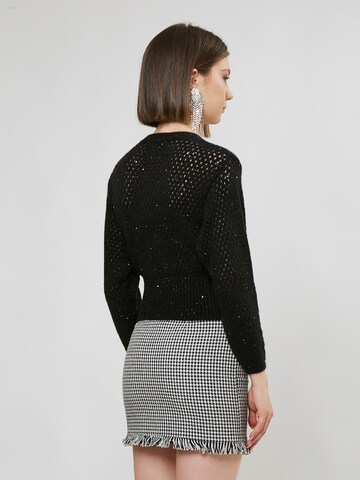 Influencer Pullover 'Pointelle' in Schwarz