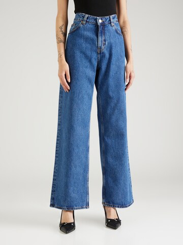 Monki Wide leg Jeans in Blue: front