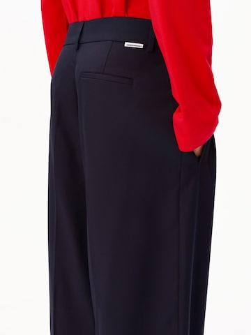 ARMEDANGELS Wide leg Trousers in Blue
