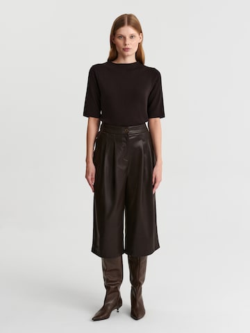 Wide Leg Pantalon à pince 'Narea' TATUUM en marron