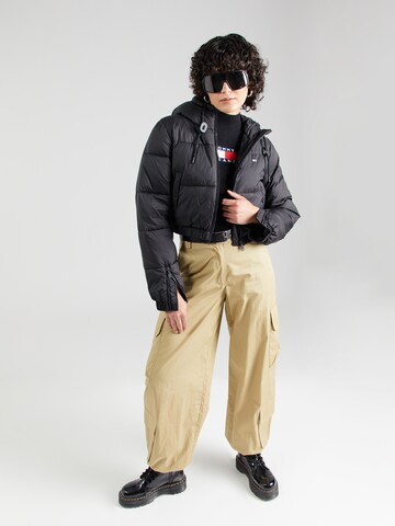 Tommy Jeans Преходно яке в черно