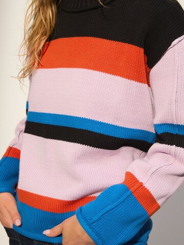 Next Pullover in Lila