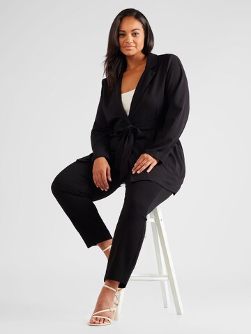 Blazer 'SONJA' di PIECES Curve in nero