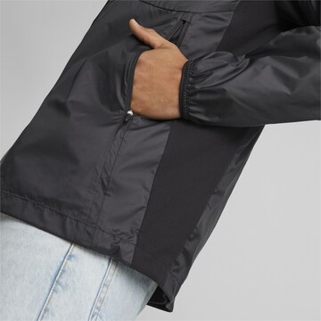 PUMA Jacke in Schwarz