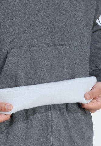 Felpa sportiva 'Essentials' di ADIDAS SPORTSWEAR in grigio