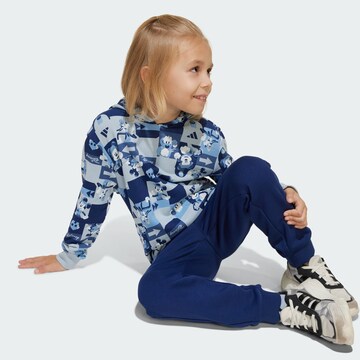 ADIDAS SPORTSWEAR Trainingspak 'Adidas x Disney Mickey Mouse' in Blauw