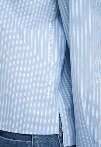Smith&Soul Blouse in Blue