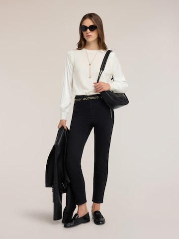 MOTIVI - Slimfit Vaquero en negro