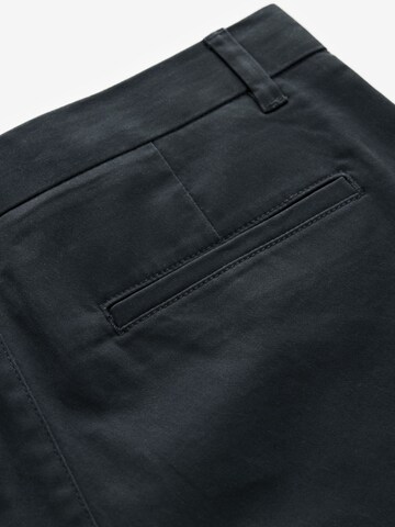 regular Pantaloni chino di Next in grigio