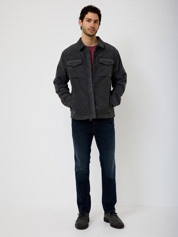 PADDOCKS Between-Season Jacket in Black
