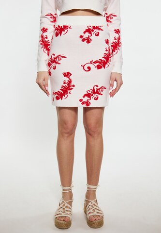 IZIA - Falda en blanco: frente