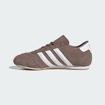 ADIDAS ORIGINALS Sneakers laag 'Taekwondo' in Bruin