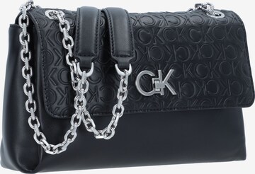 Calvin Klein - Bolso de hombro 'Conv' en negro