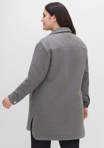 SHEEGO Between-Season Jacket in Grey