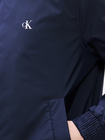 Calvin Klein Jeans Prechodná bunda - Modrá