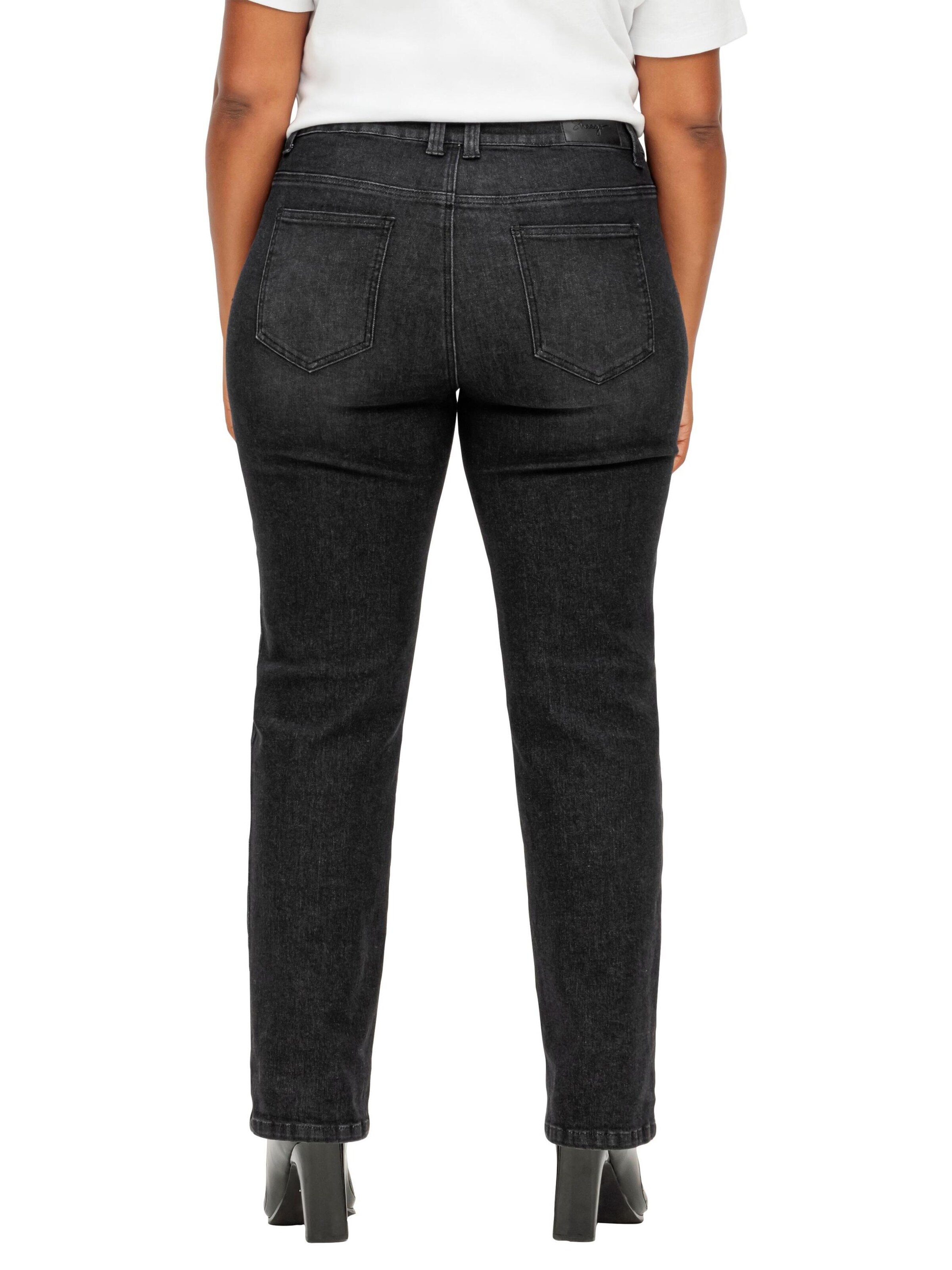 regular Jeans di SHEEGO in nero