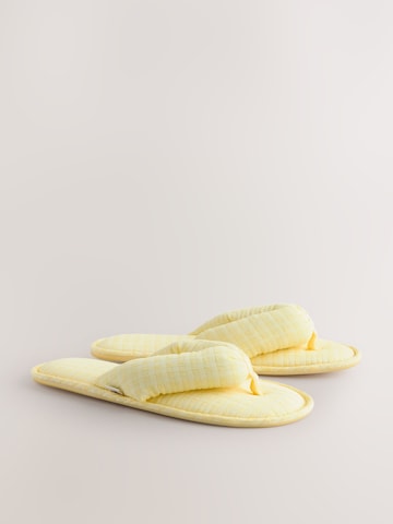 Next - Zapatillas de casa en amarillo
