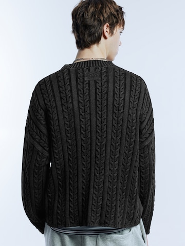 Pull&Bear Trui 'STWD' in Zwart