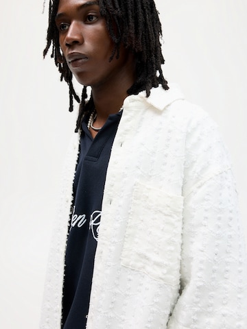 Pull&Bear Pohodlné nošení Košile – bílá